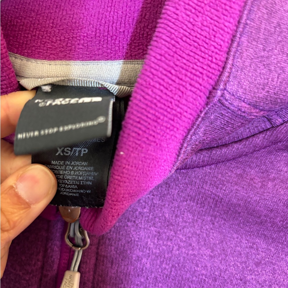 The North Face Women's Magenta Ski Jacket - Picture 4 of 7
